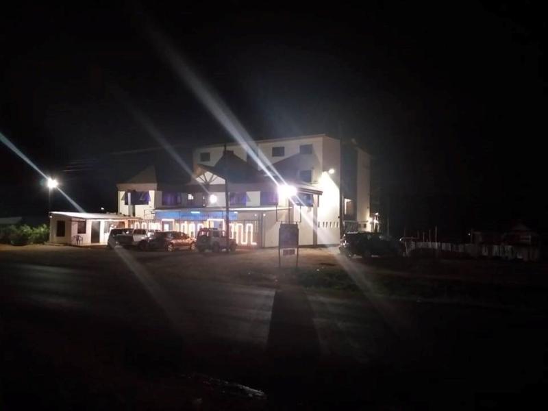 Kenton Hotel image