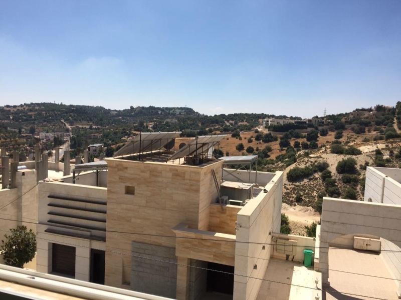 Dabouq Luxury Spaceous Apartment image
