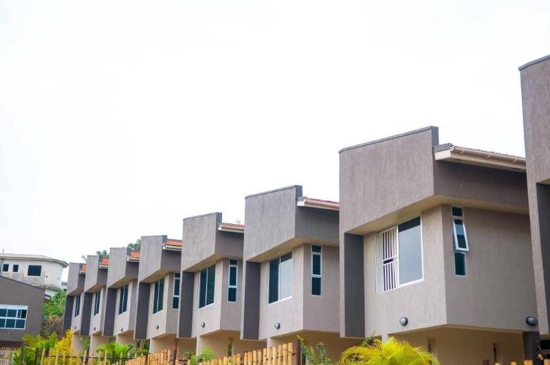 Pearl Cottages Kiwatule image