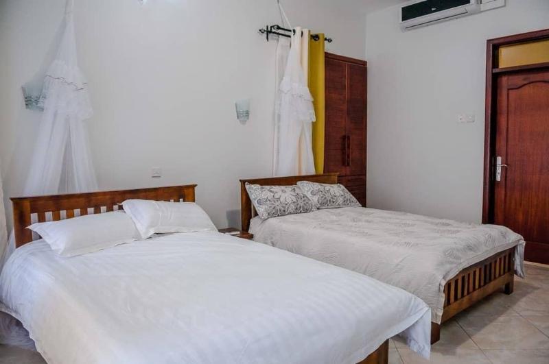 Pearl Cottages Kiwatule image
