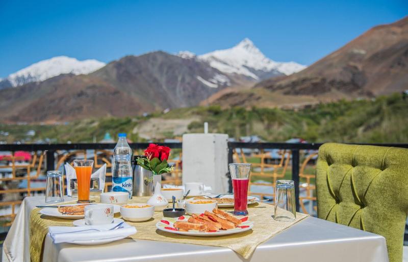 Hotel D Meadows Ladakh