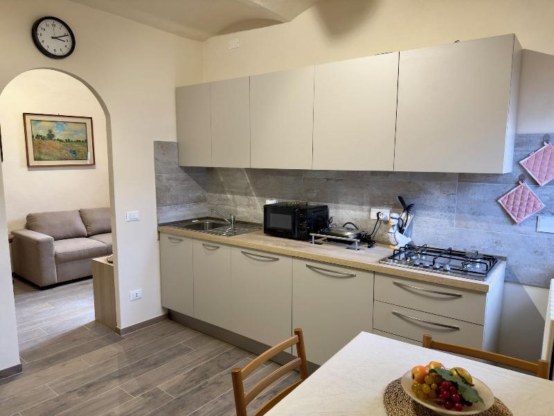 Albergodiffusovolterra image