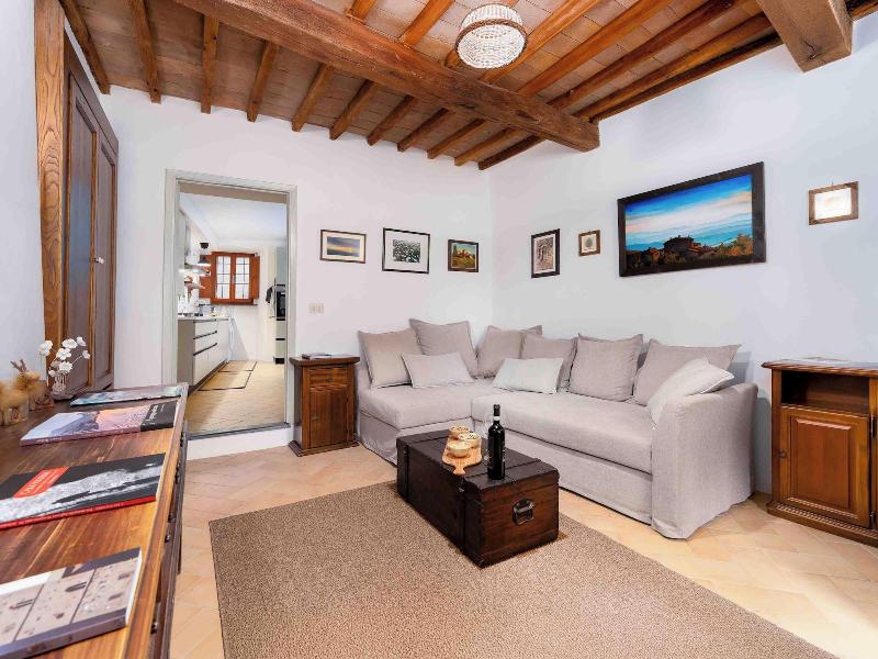 Albergodiffusovolterra image
