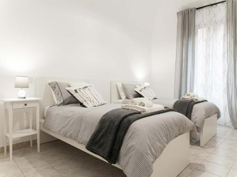 Albergodiffusovolterra image