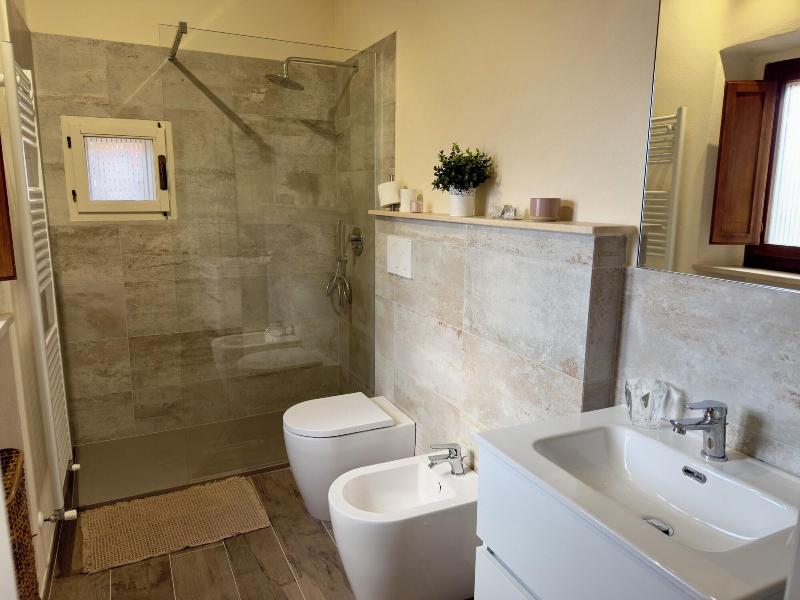 Albergodiffusovolterra image