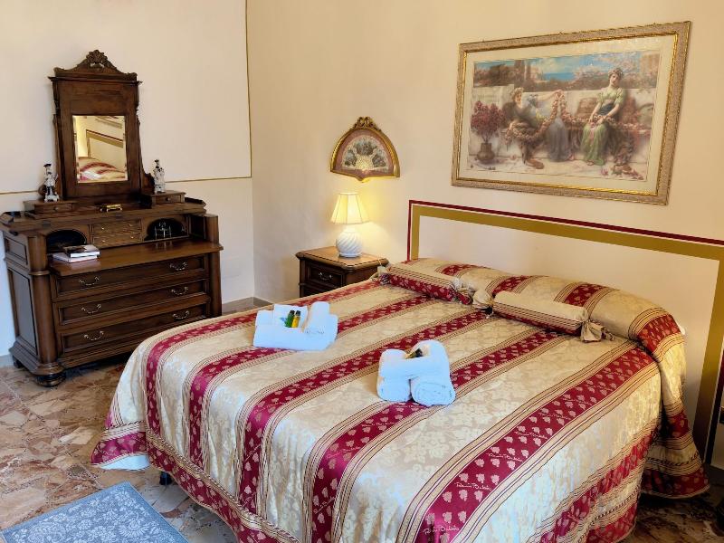 Albergodiffusovolterra image