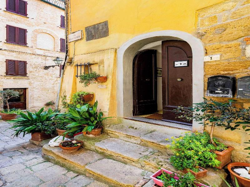 Albergodiffusovolterra image