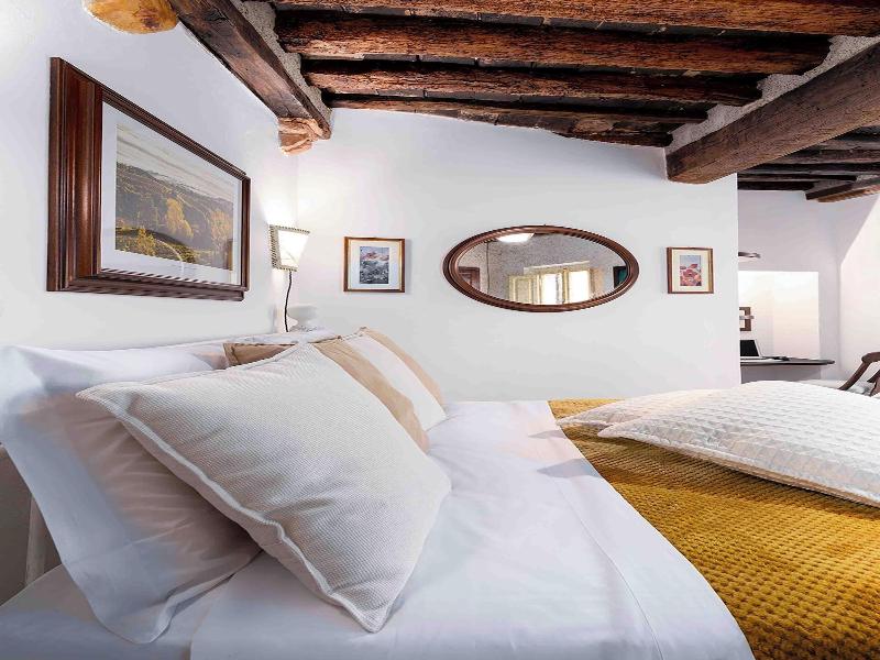 Albergodiffusovolterra image