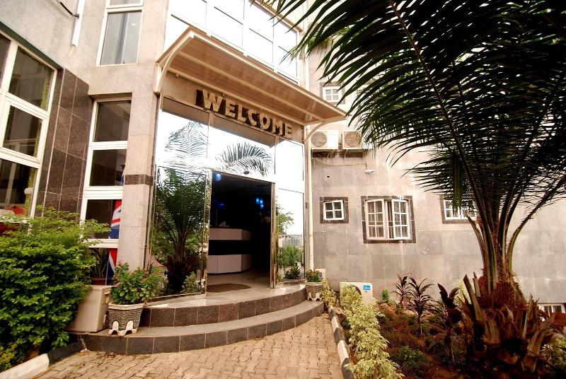 Silverland Hotel And Suites image