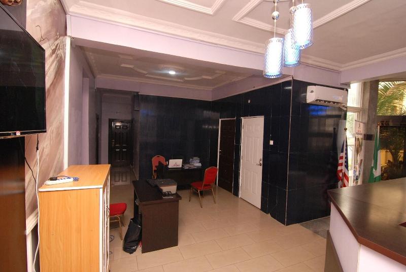Silverland Hotel And Suites image