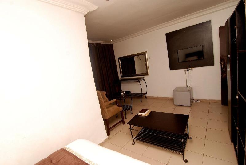 Silverland Hotel And Suites image