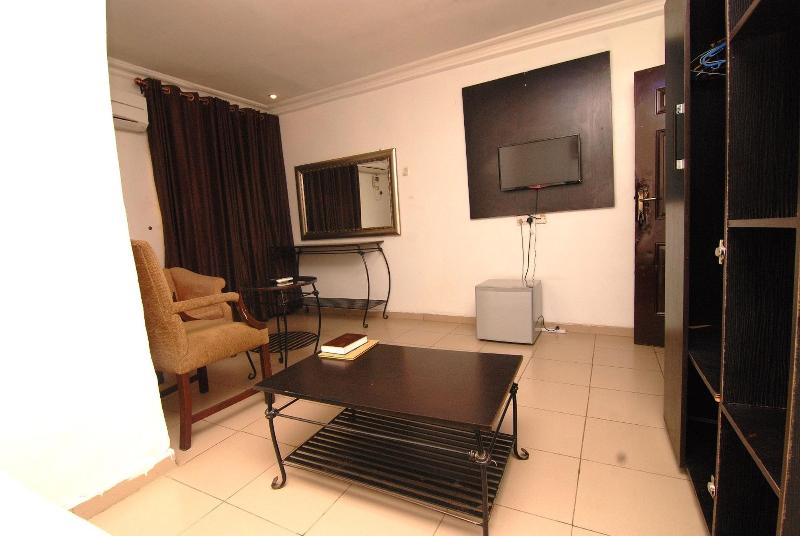 Silverland Hotel And Suites image