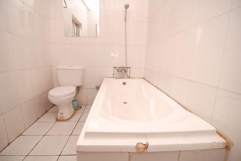 Silverland Hotel And Suites image