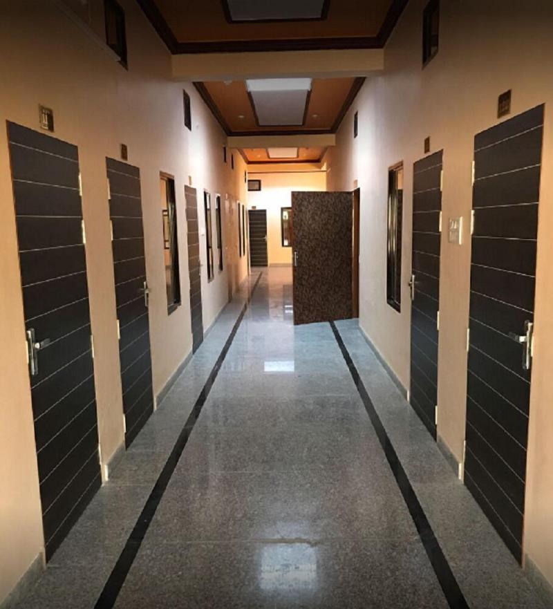 Hotel Khatri — photo 4