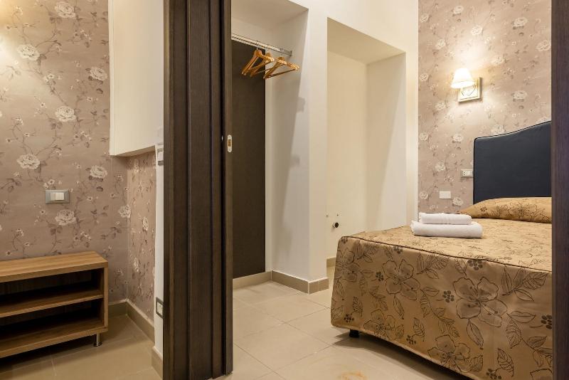 Brancaccio Luxury Suites image