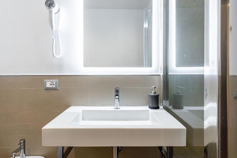Brancaccio Luxury Suites image