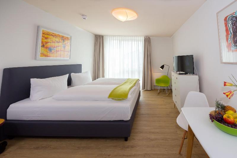 Country Inn Hotel Pha Ben image