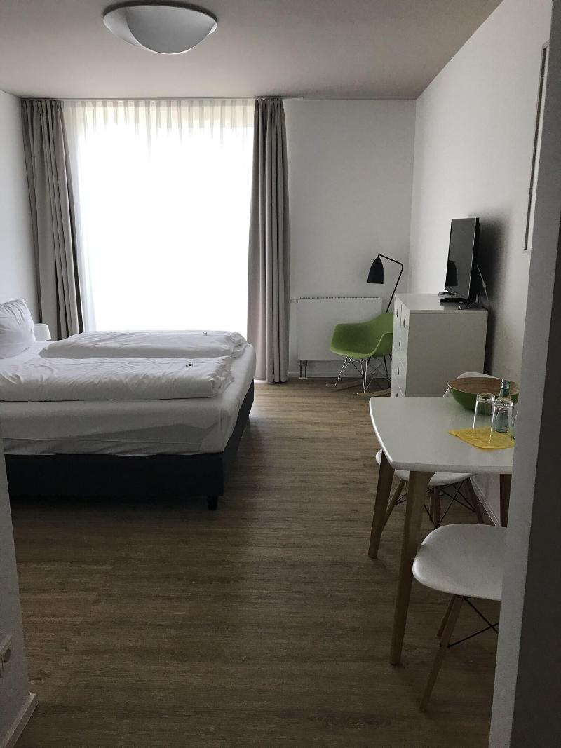 Country Inn Hotel Pha Ben image