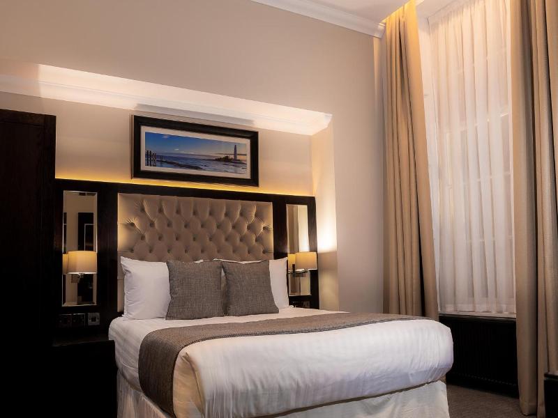 The County Aparthotel image