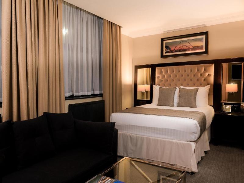 The County Aparthotel image