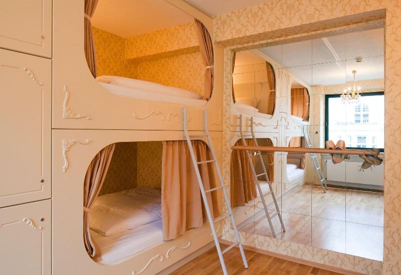 Die Wohngemeinschaft Hostel image