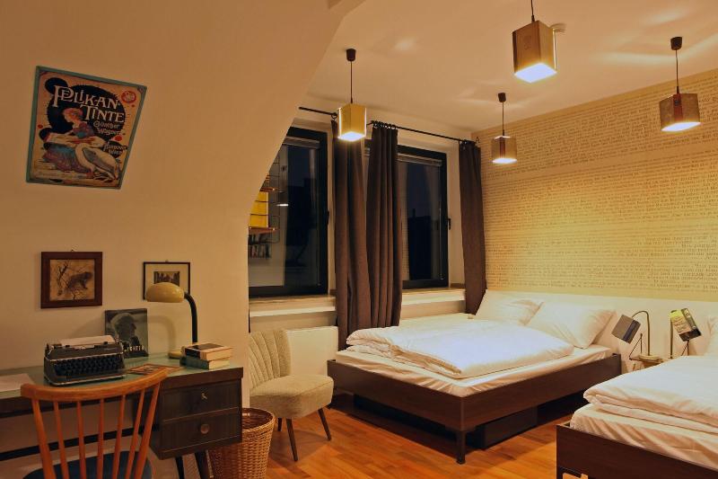 Die Wohngemeinschaft Hostel image