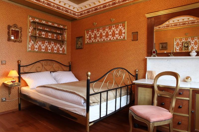 Die Wohngemeinschaft Hostel image