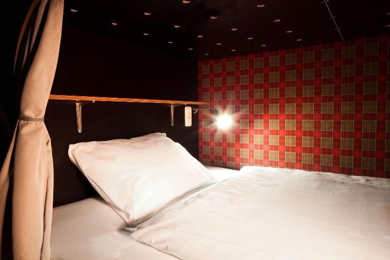 Die Wohngemeinschaft Hostel image