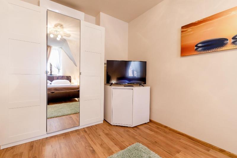 Apartments Menuet image