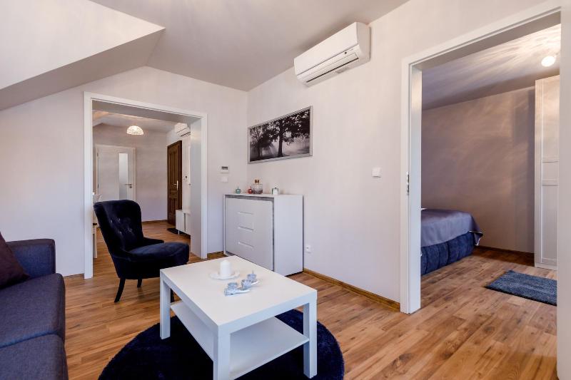 Apartments Menuet image