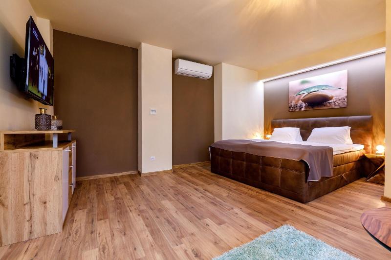 Apartments Menuet image