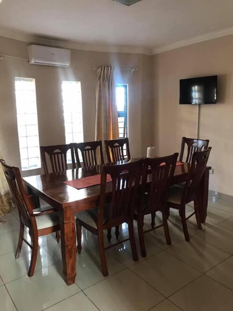 Rosebuds Guesthouse image
