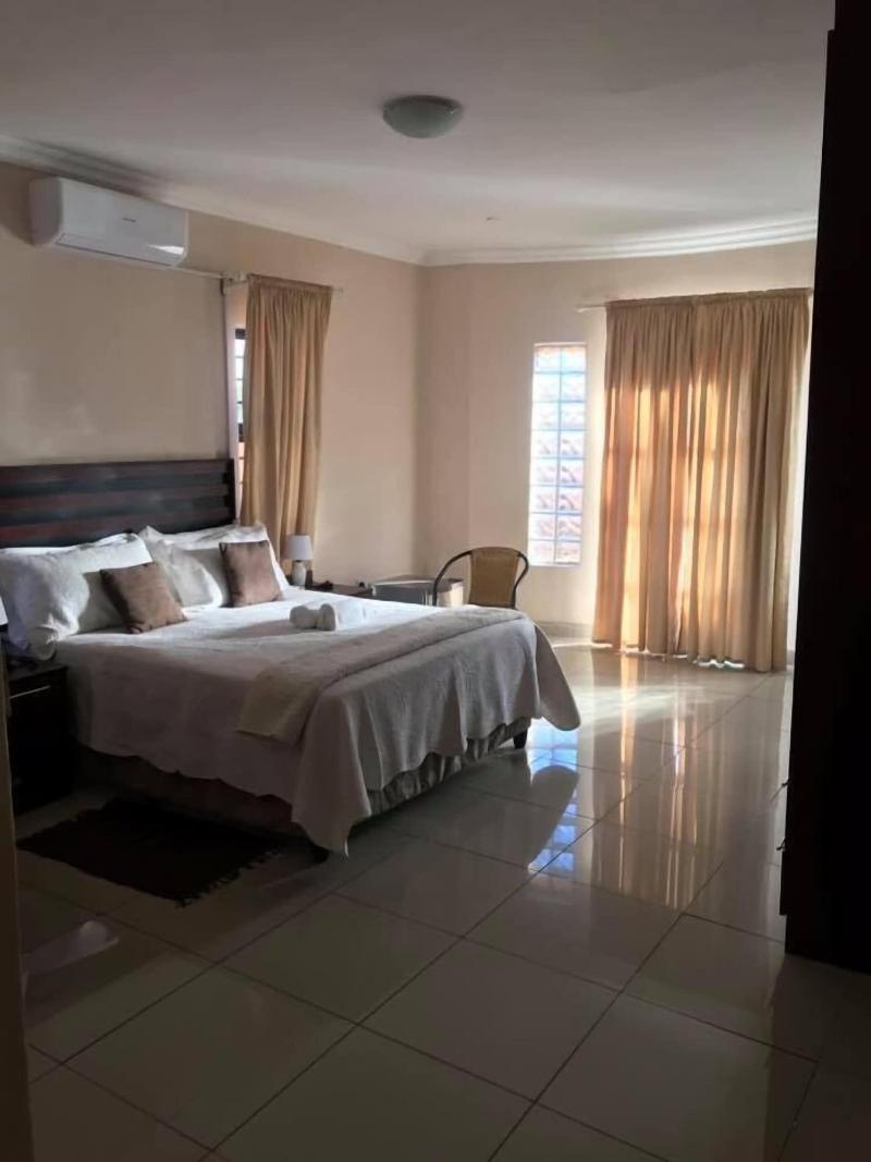 Rosebuds Guesthouse image