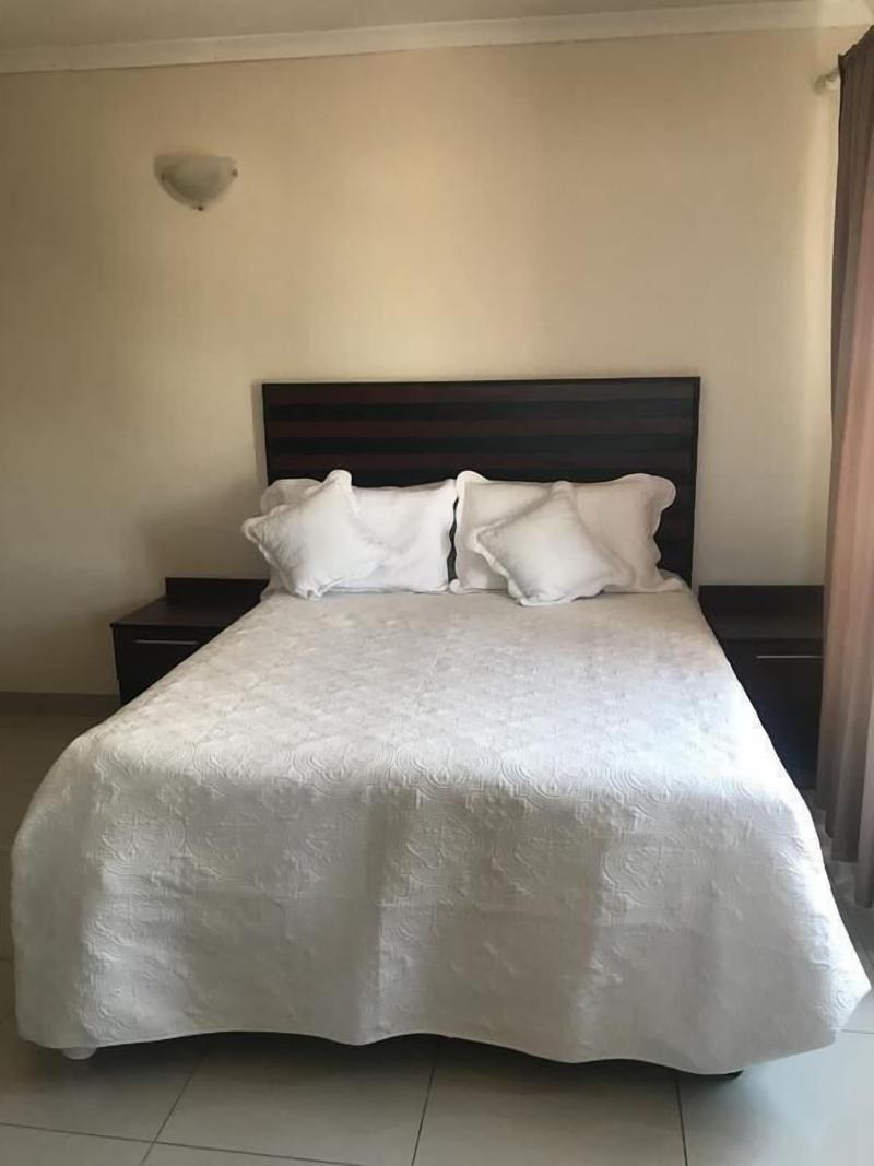 Rosebuds Guesthouse image