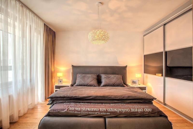 Vip Apartments image