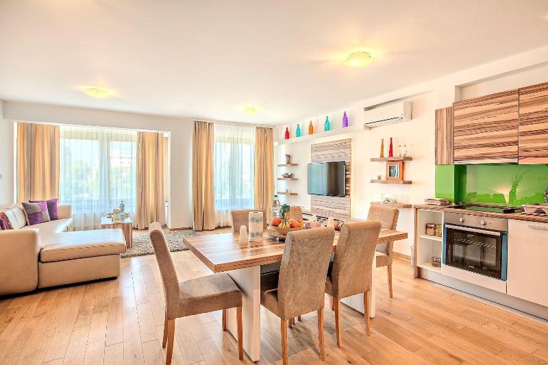 Vip Apartments image