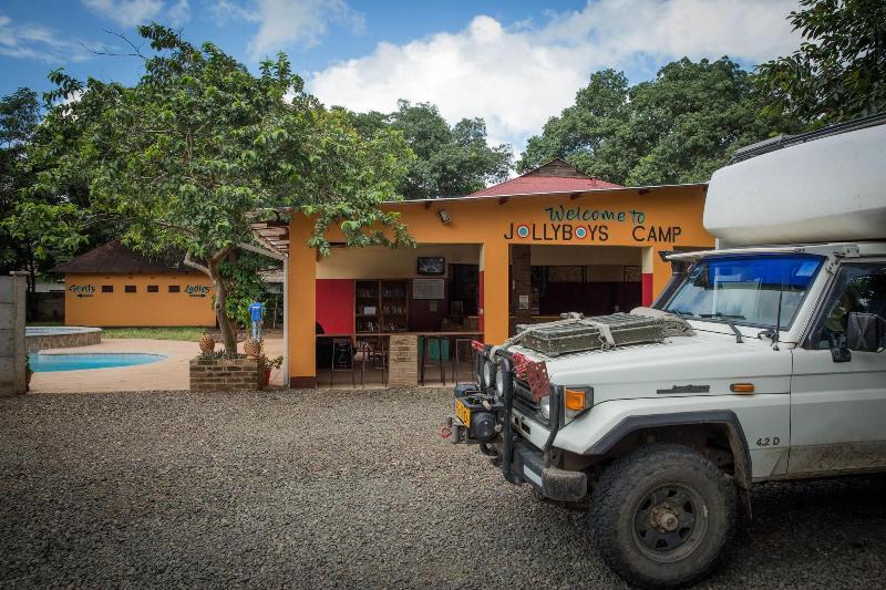 Jollyboys Camp Hostel — main photo
