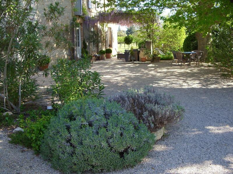 Le Mas Les Fleurs D Hilaire — main photo