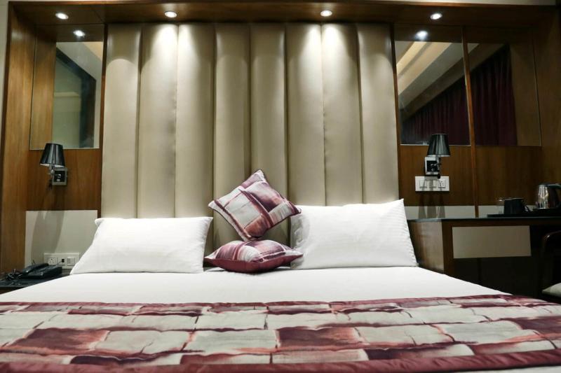 Mahaveer Shimla By Royal Collection Hotels image