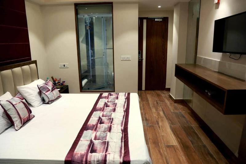 Mahaveer Shimla By Royal Collection Hotels image