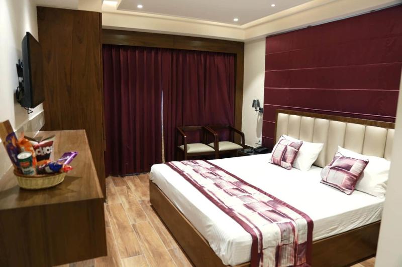 Mahaveer Shimla By Royal Collection Hotels image