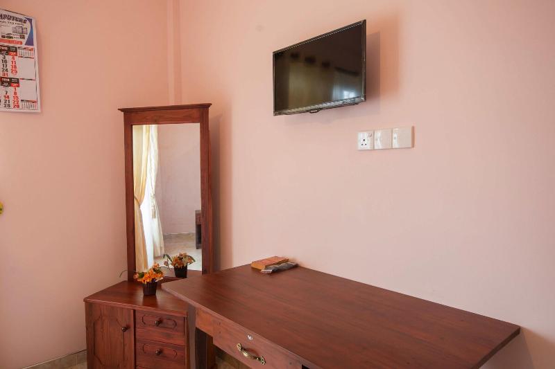 Roylanka Inn image