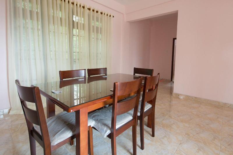 Roylanka Inn image