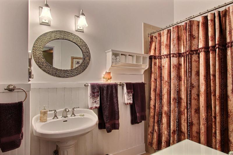 Green Palm Inn image
