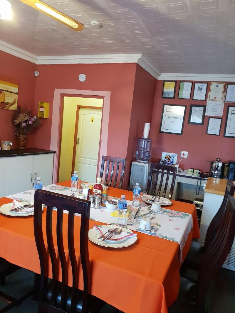 Flossiea ™s Bed And Breakfast image