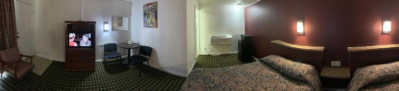 Boone Trail Inn — photo 9