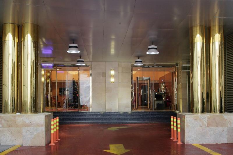 Bon Hotel Elvis image