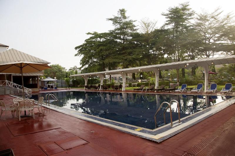 Bon Hotel Elvis image