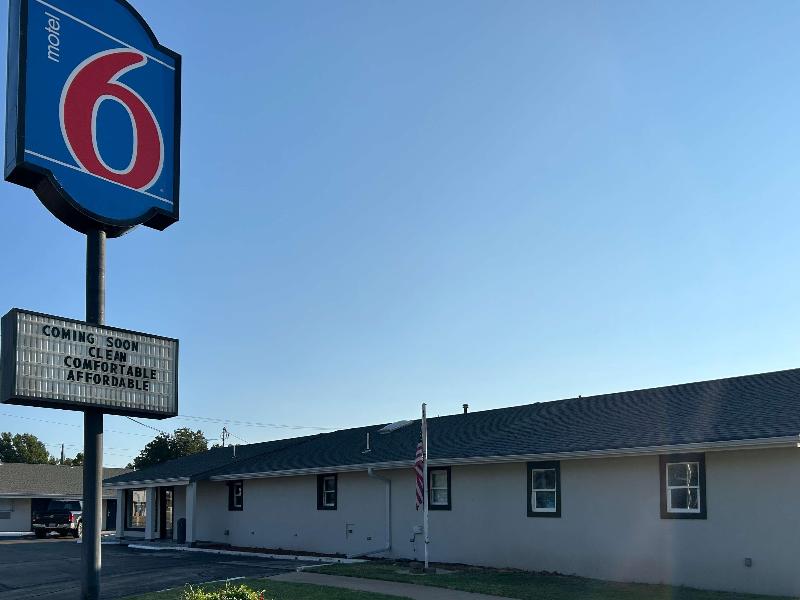 Regal Inn — general view