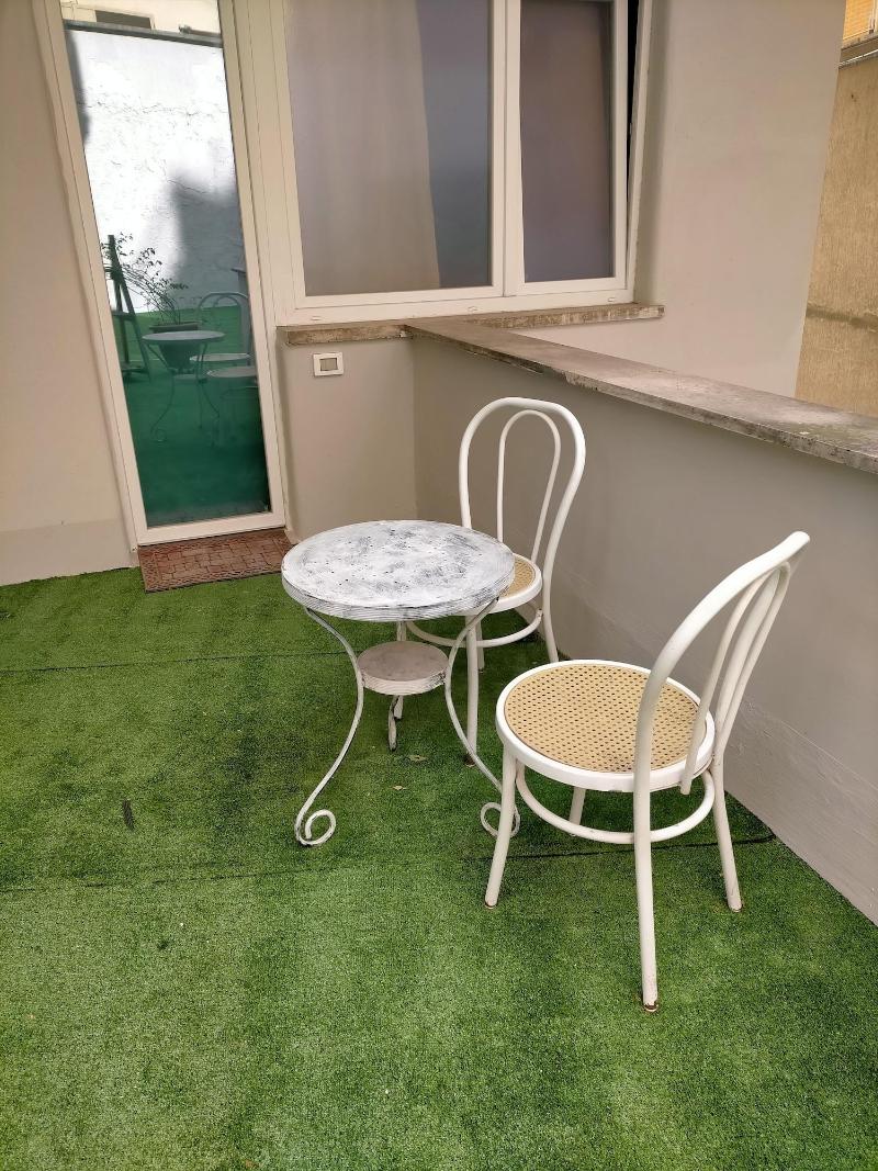 Lanzies Guesthouse image
